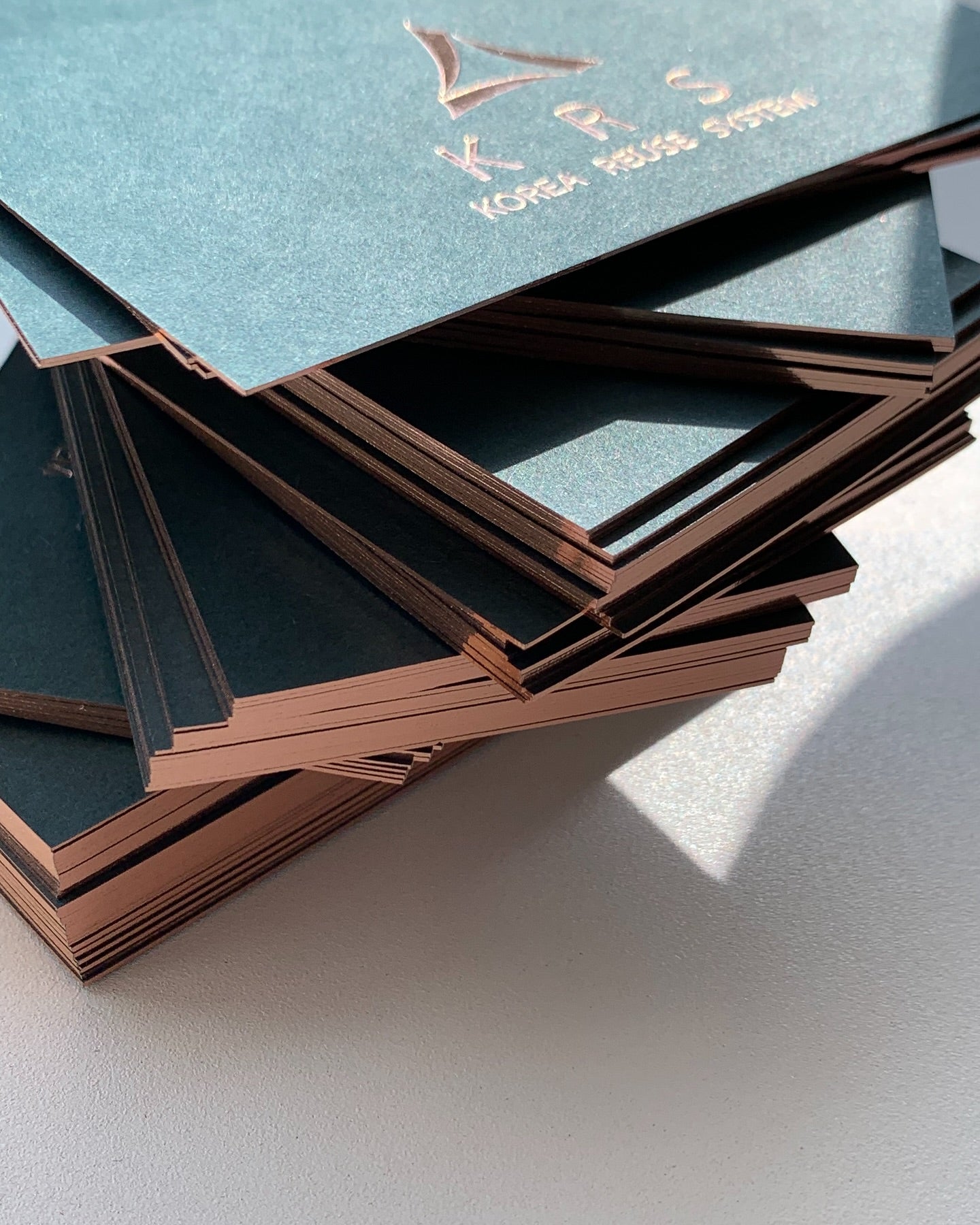 Edge Foil Business Cards (ColorPlan 18pt / 350gsm)